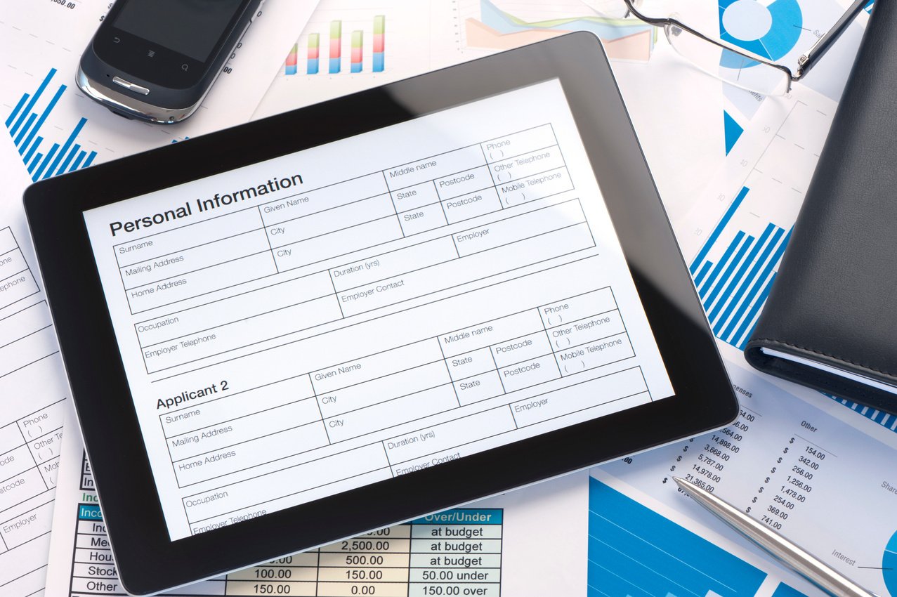 tablet computer with online form